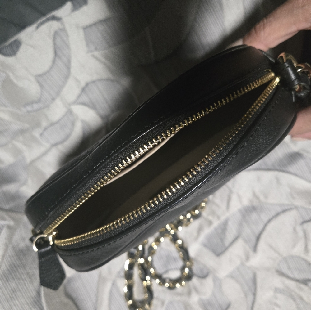 Valentino Black Quilted Leather Crossbody with Gold Chain - Picture 4 of 8